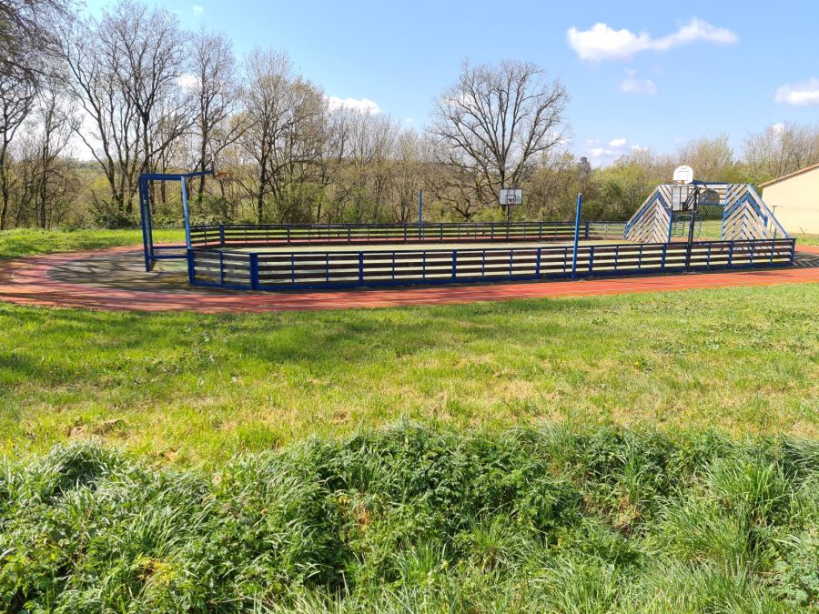 City Stade à Sommières du Clain