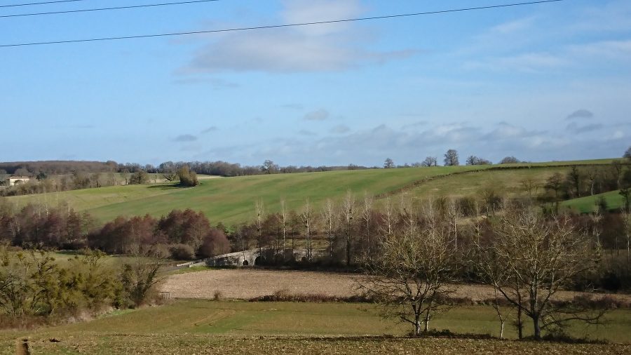 point de vue de l’Eglise romane Chatain