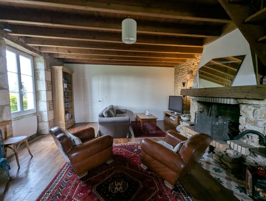 PXL_20241222_123833327