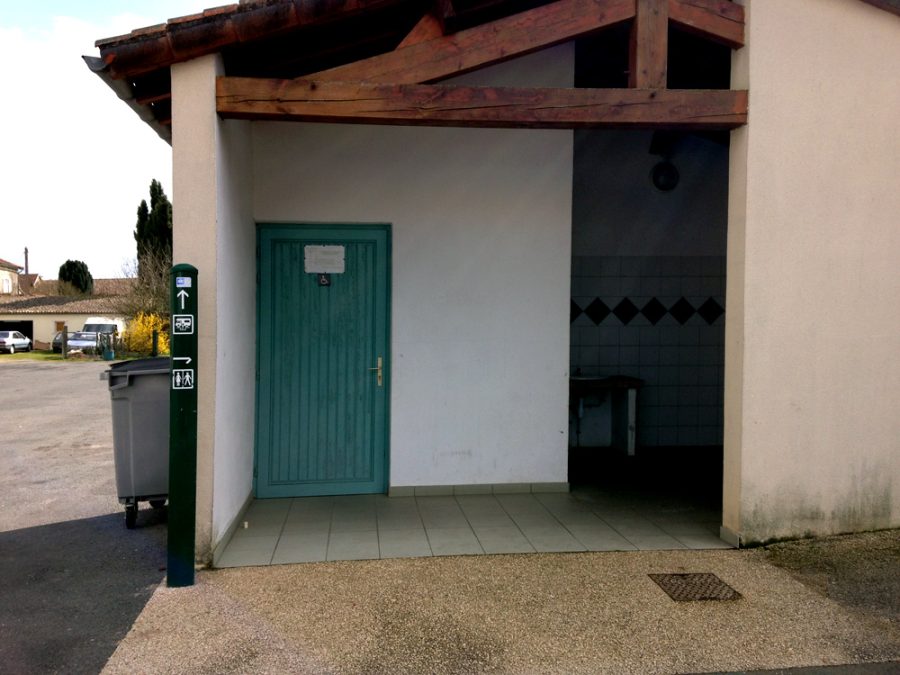 Aire de stationnement camping-car_3