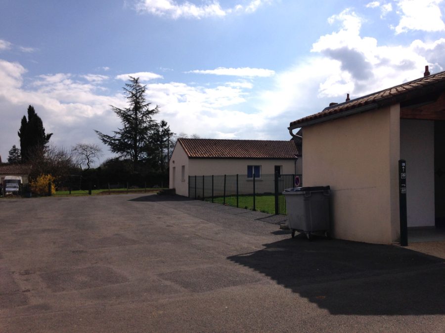 Aire de stationnement camping-car_2